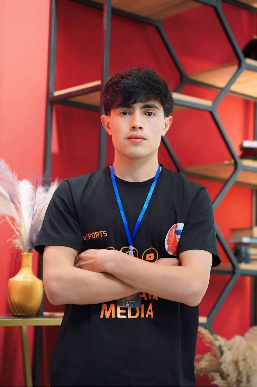 Javohir Suyunov portrait